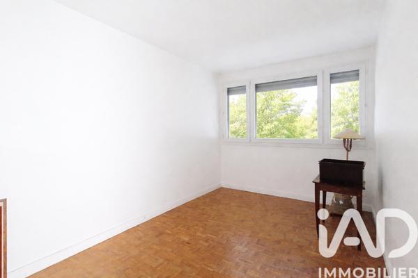 Location appartement 4 pièces 73 m² Antony