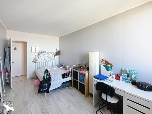 Appartement 259 000 € Bezons 4 p 91 m² DPE E