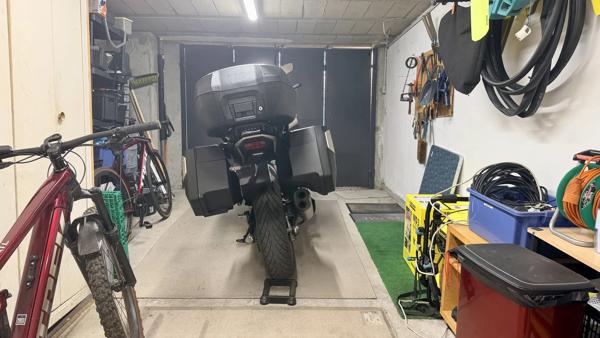 Acheter une Maison contemporaine à Bordeaux Caudéran Pins Francs / Golf Bordelais 4 chambres/ 2 SDE/ Garage/ Jardin et terrasse