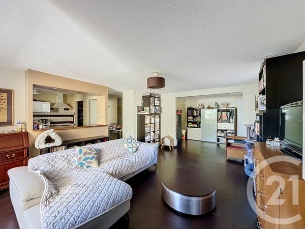 Appartement F4 à vendre  4 pièces - 82,03 m 2   GRADIGNAN  - 33
