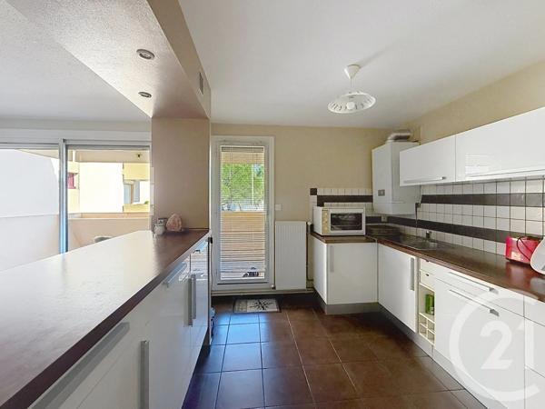 Appartement F4 à vendre  4 pièces - 82,03 m 2   GRADIGNAN  - 33
