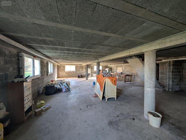 Maison à vendre à Locmélar dans le Finistère (29400), ref : 4135