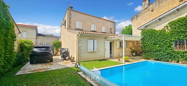 BLANQUEFORT Centre-ville - Maison en pierre 3 chambres + 1 bureau - Piscine, jardin, parking privatif