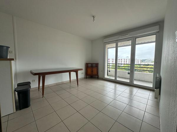 33300 BORDEAUX Maritime- Appartement 2 pièces à vendre-
