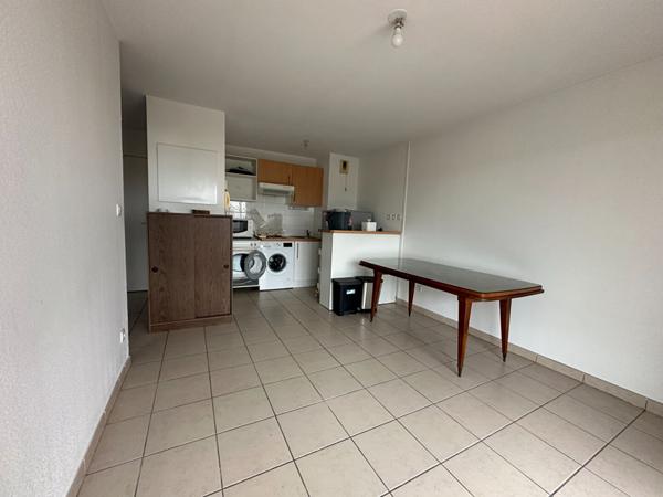 33300 BORDEAUX Maritime- Appartement 2 pièces à vendre-