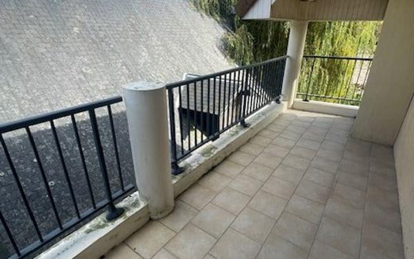 Appartement à louer    3 pièces •  Pont-l'Évêque