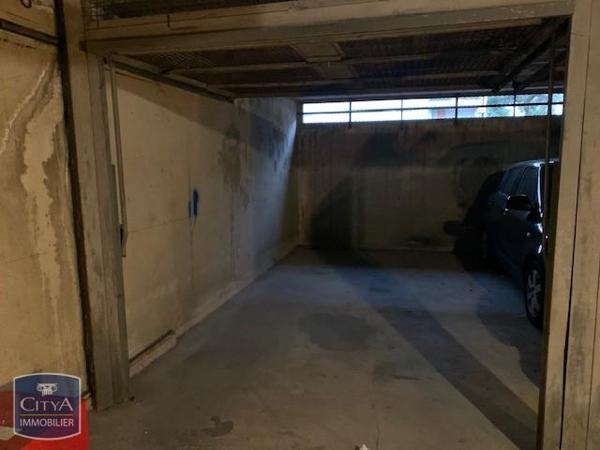 Location parking Istres (13)