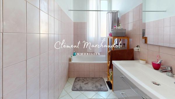 Appartement 4 pièces avec combles et cachet ancien