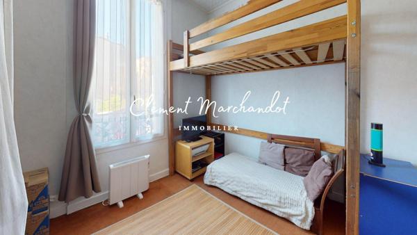 Appartement 4 pièces avec combles et cachet ancien