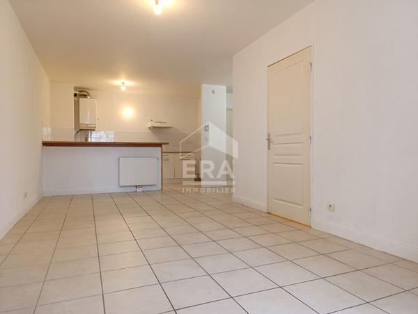 Vivre au calme en coeur de ville ? Grand T2 à Tarnos centre