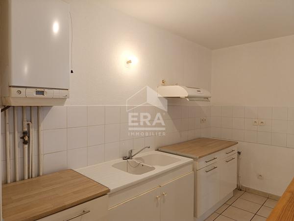 Vivre au calme en coeur de ville ? Grand T2 à Tarnos centre