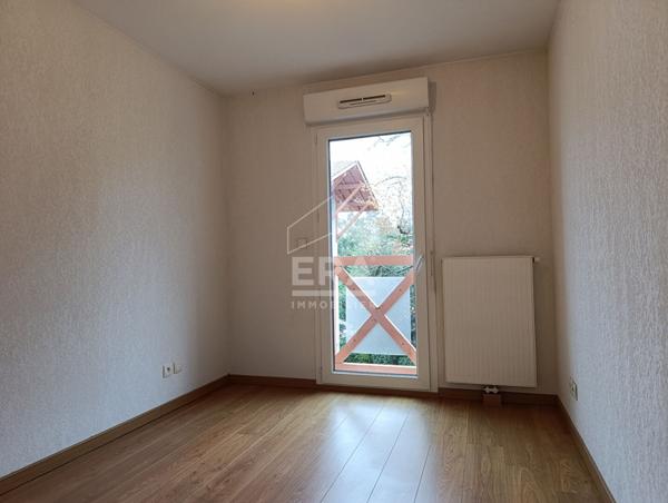 Vivre au calme en coeur de ville ? Grand T2 à Tarnos centre