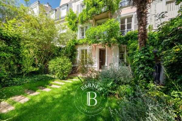 Paris 17ème, Maison 5 Chambres -  235 m² à vendre