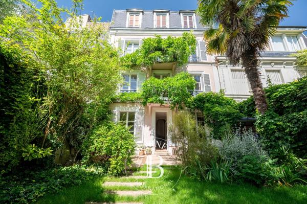 Paris 17ème, Maison 5 Chambres -  235 m² à vendre
