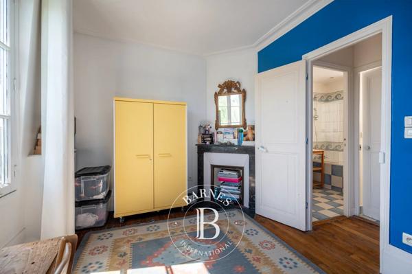 Paris 17ème, Maison 5 Chambres -  235 m² à vendre