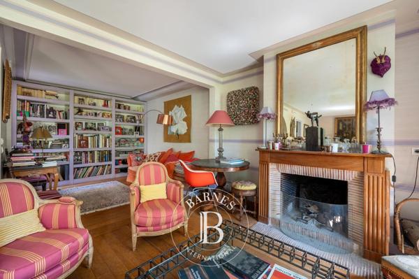 Paris 17ème, Maison 5 Chambres -  235 m² à vendre