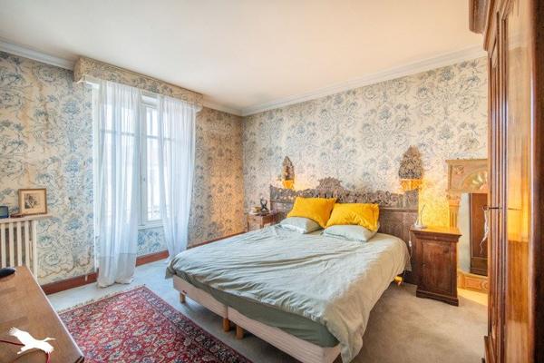 Immeuble à vendre |  Saint-Vincent-de-Tyrosse |  550 m²