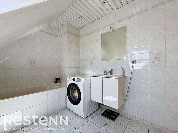 Maison individuelle VAL POMPADOUR (limite CRETEIL) avec sous-sol total!