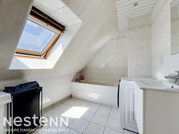 Maison individuelle VAL POMPADOUR (limite CRETEIL) avec sous-sol total!
