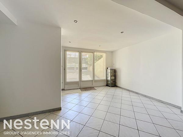 Maison individuelle VAL POMPADOUR (limite CRETEIL) avec sous-sol total!