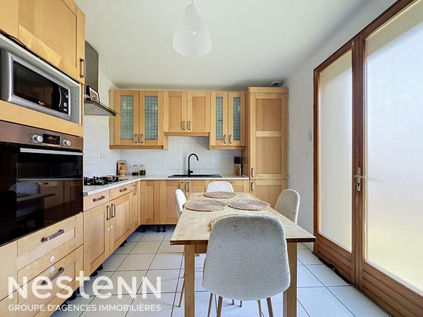 Maison individuelle VAL POMPADOUR (limite CRETEIL) avec sous-sol total!