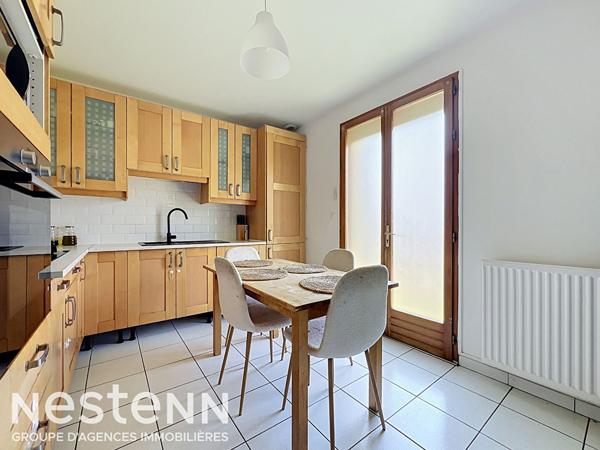 Maison individuelle VAL POMPADOUR (limite CRETEIL) avec sous-sol total!