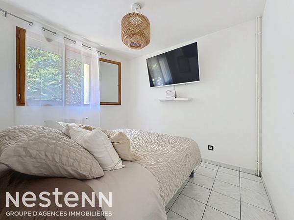 Maison individuelle VAL POMPADOUR (limite CRETEIL) avec sous-sol total!