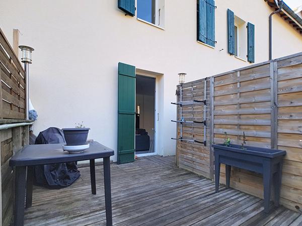 Appartement Lucinges T2 de 52 m2 avec terrasse et 3 places de parking privées