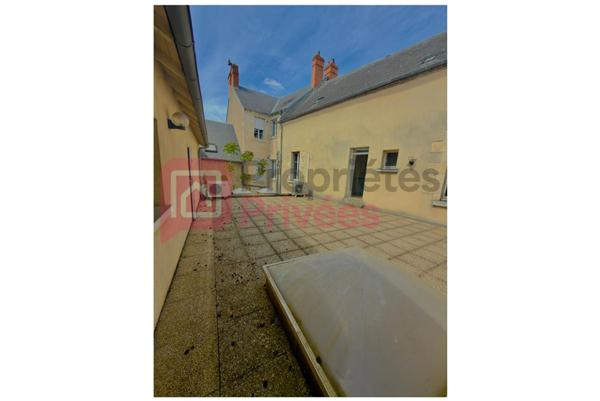 Immeuble plein centre Cosne Cours Sur Loire 550 m2