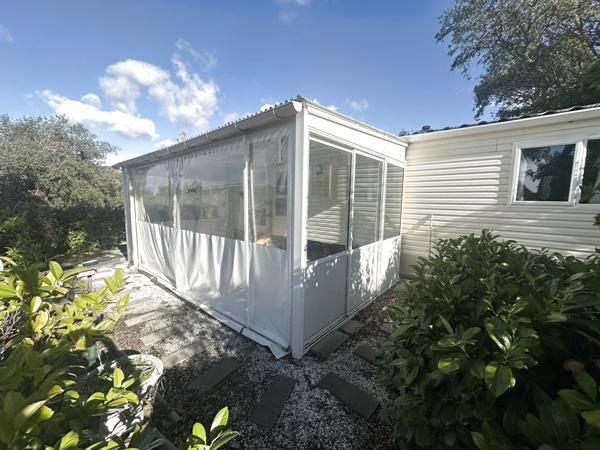 Fréjus (83600) terrain 200 M2 avec mobil-home