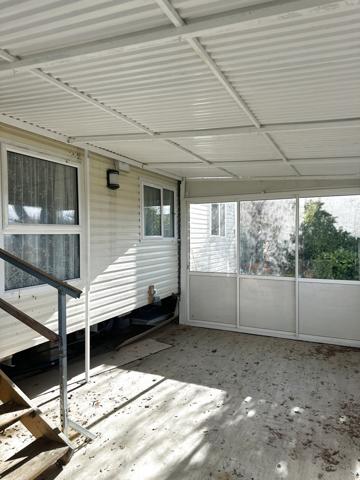 Fréjus (83600) terrain 200 M2 avec mobil-home