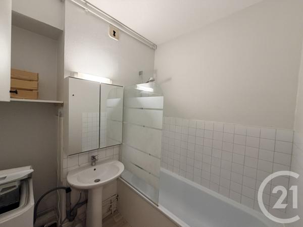 Appartement F2 à vendre  2 pièces - 49 m2 VOIRON - 38
