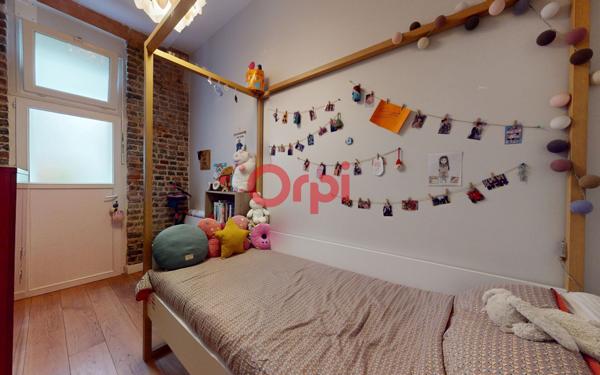 Appartement à vendre    2 pièces • 42,03 m2 Paris 20