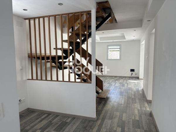 MAISON À VENDRE DE 5 PIÈCES DE 100,00 M²