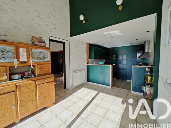 Maison à vendre 5 pièces 144 m² Roussillon