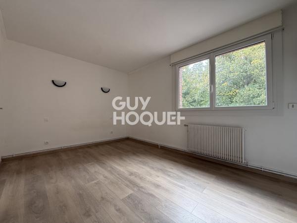 PROXIMITÉ CENTRE VILLE - MAISON D'ENVIRON 75M² AVEC COUR