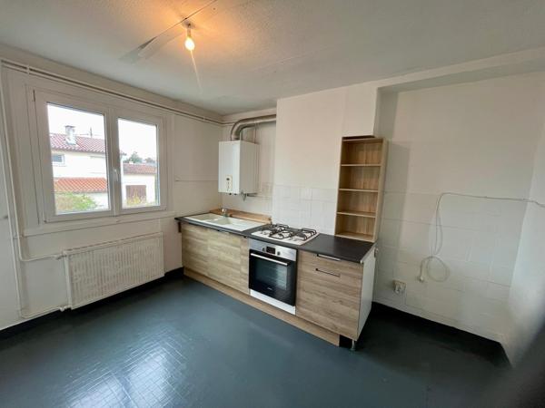 Au calme, appartement familial 3 ou 4 chambres