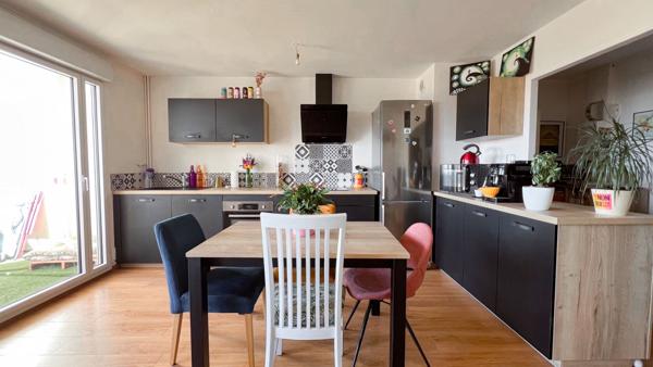 A VENDRE Appartement 4 pièces à Angers - Salpinte, 82 m², 3 chambres, grand séjour exposé sud-ouest