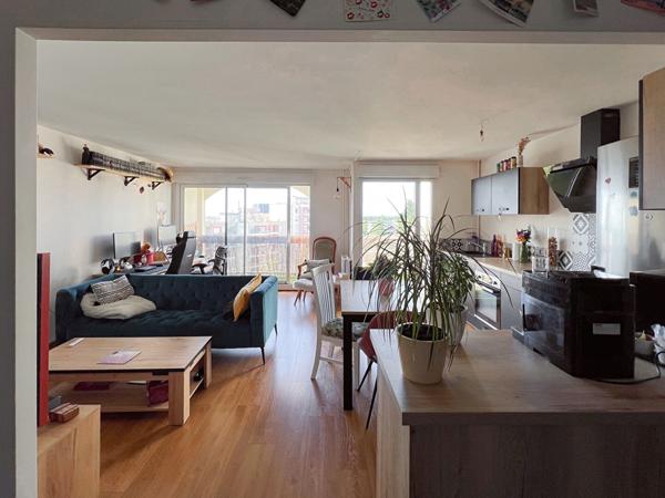 A VENDRE Appartement 4 pièces à Angers - Salpinte, 82 m², 3 chambres, grand séjour exposé sud-ouest