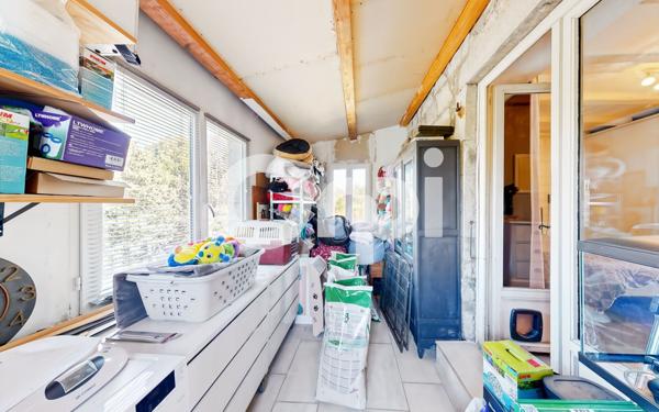 Maison à vendre    8 pièces •  Ruoms