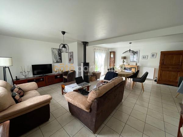 Vente Maison128 m² - 6 Pièces - NOYAL PONTIVY (56920)