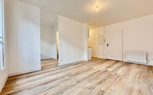 Appartement à vendre    1 pièce • 26,83 m2 Limeil-Brévannes