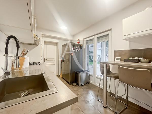 A vendre maison familiale aux prestations modernes et vie de plain-pied.