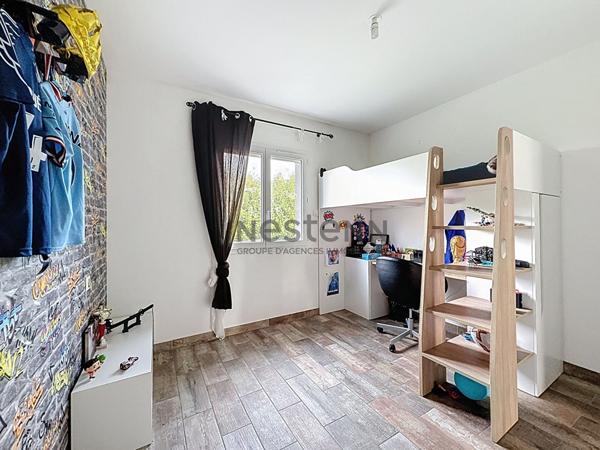 Maison familiale de plain-pied - 6 chambres et grand terrain !