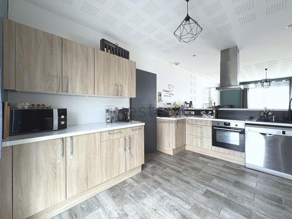 Maison familiale de plain-pied - 6 chambres et grand terrain !