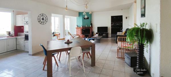 Corps de ferme avec studio rénové et dépendances proche Rabastens de Bigorre