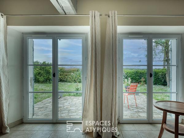 Une ferme de caractère et sa grange à réinventer, au coeur de la nature