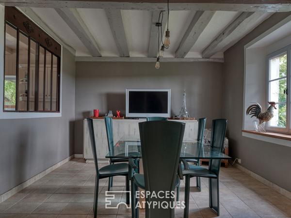 Une ferme de caractère et sa grange à réinventer, au coeur de la nature