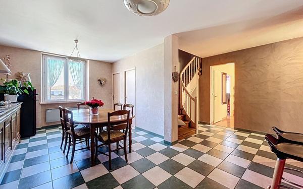 Maison à vendre    7 pièces • 174 m2 Tournon-sur-Rhône