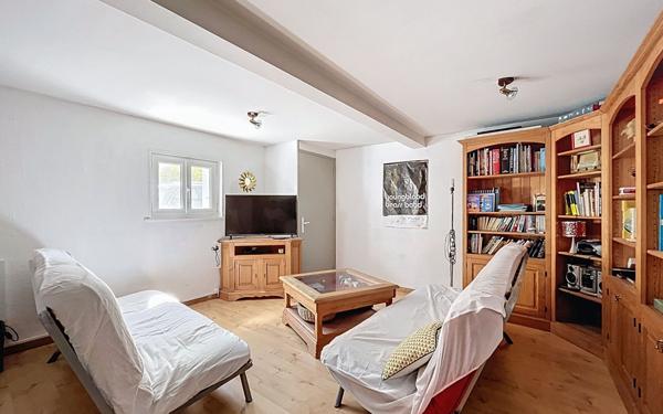 Maison à vendre    7 pièces • 174 m2 Tournon-sur-Rhône